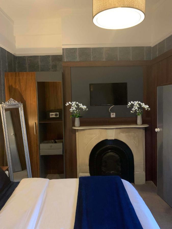 Upstairs Studio - Private Kitchenette And Small En-Suite Dublin Exteriör bild